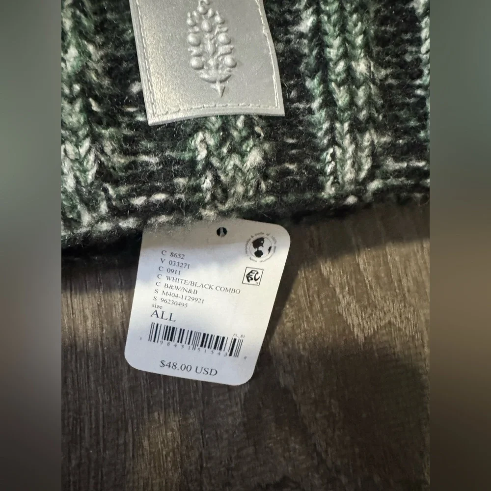 NWT Free People Movement Pow Party Reflective Beanie in Red/Bl Combo & Green/Blk